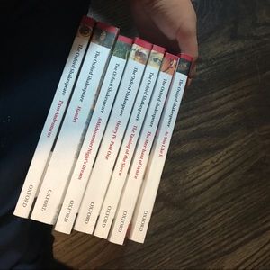 7 Oxford Shakespeare books - bundle